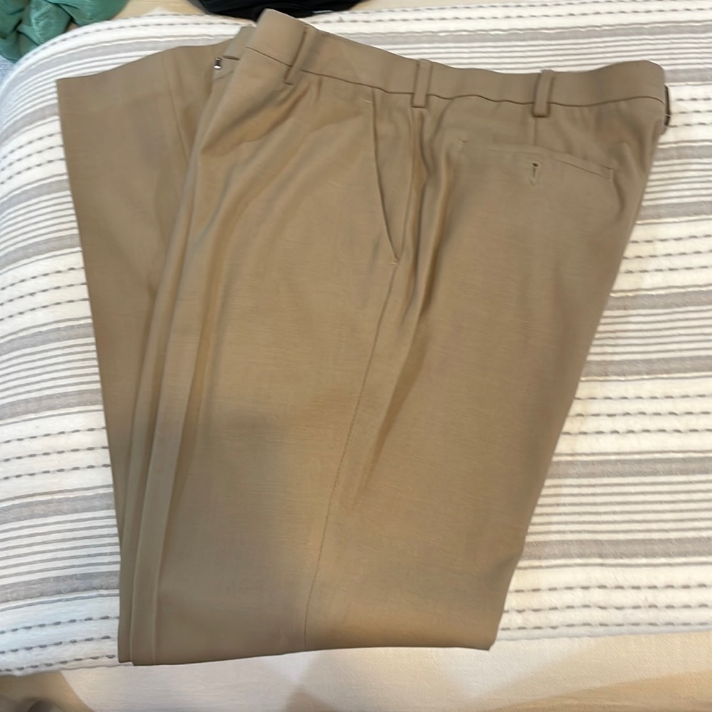 Perry Ellis Men’s Dress Pants City Fit